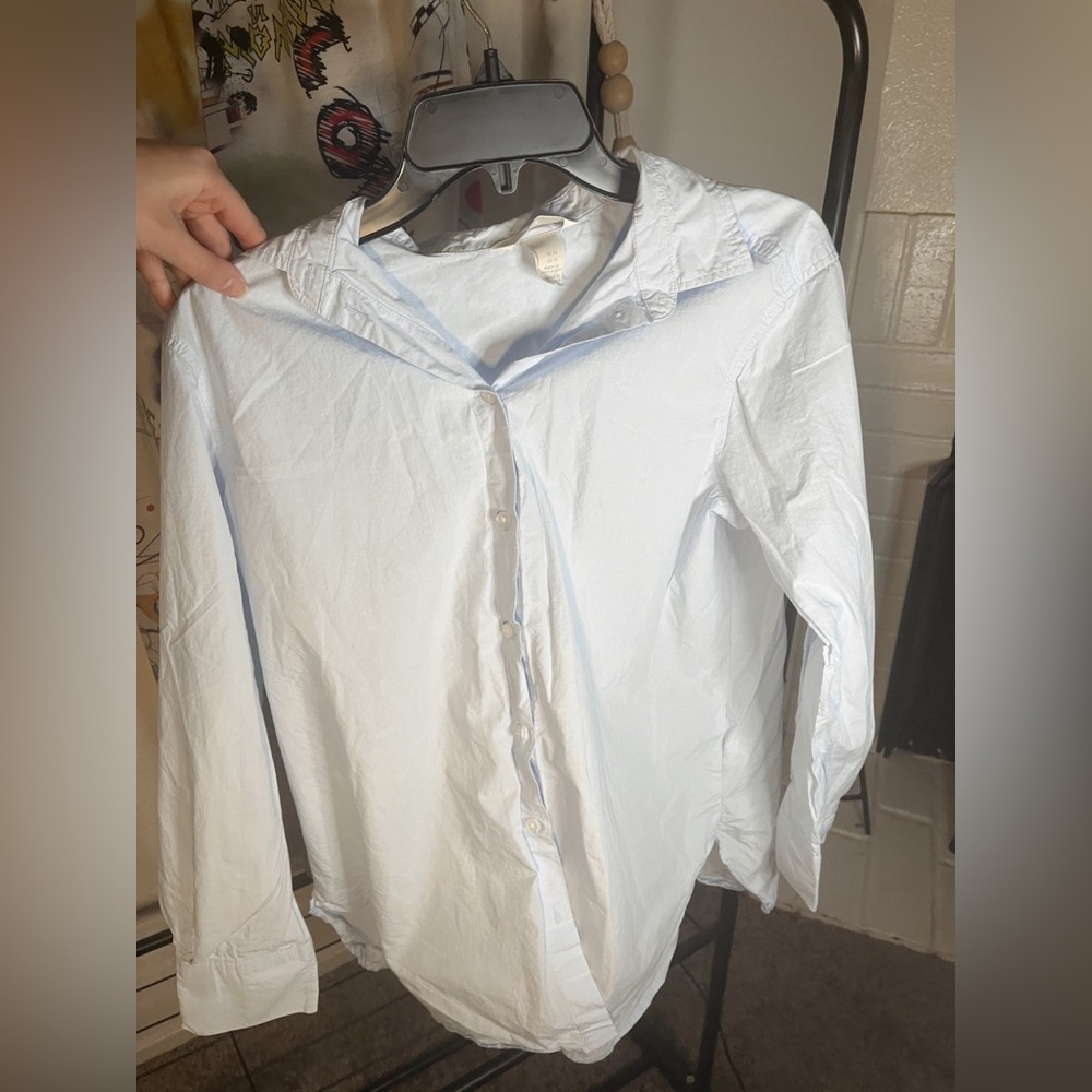 Light blue button down long sleeve 🫧